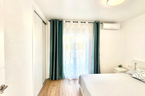 Kamienica w Torrevieja, Alicante, Hiszpania 3 sypialnie, 65 mkw. nr 146430 – zdjęcie 19