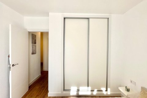 Kamienica w Torrevieja, Alicante, Hiszpania 3 sypialnie, 65 mkw. nr 146430 – zdjęcie 29