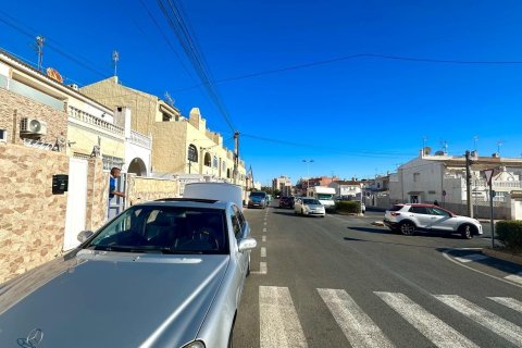 Kamienica w Torrevieja, Alicante, Hiszpania 3 sypialnie, 65 mkw. nr 146430 – zdjęcie 2