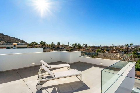 Villa till salu Rojales, Alicante, Spanien 3 sovrum, 136 kvm. Nr. 75689 - foto 6