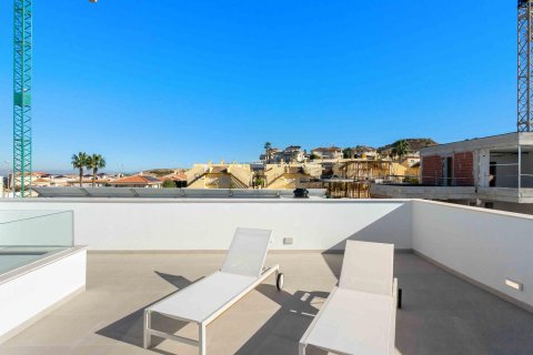 Villa till salu Rojales, Alicante, Spanien 3 sovrum, 136 kvm. Nr. 75689 - foto 7