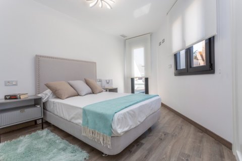 Продажа виллы в Ла Мата, Аликанте, Испания 3 спальни, 175м2 №144798 - фото 23
