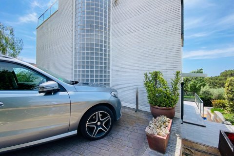 Māja pārdošanā Lloret de Mar, Girona, Spānijā 3 istabas, 245 m2 Nr. 73009 - attēls 9