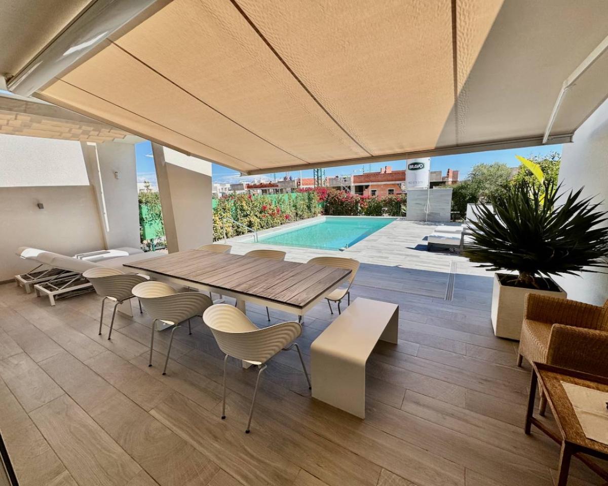Villa in Alicante, Spain 2 bedrooms, 132 sq.m. No. 149092