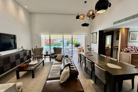 Villa for sale in Alicante, Spain 2 bedrooms, 132 sq.m. No. 149092 - photo 10