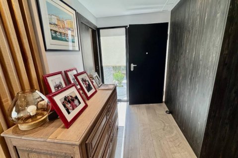 Villa for sale in Alicante, Spain 2 bedrooms, 132 sq.m. No. 149092 - photo 2