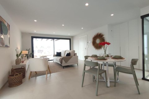 Huoneisto myytävänä Los Alcazares, Murcia, Espanja, 2 makuuhuonetta, 76 m2 No. 149095 - kuva 12