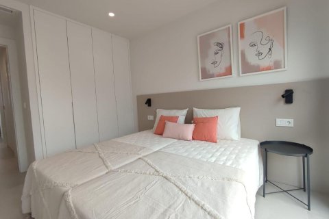 Huoneisto myytävänä Los Alcazares, Murcia, Espanja, 2 makuuhuonetta, 76 m2 No. 149095 - kuva 3