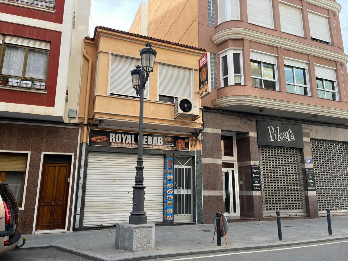 Сasa en Guardamar del Segura, Alicante, España 3 dormitorios, 200 m2 No. 149091