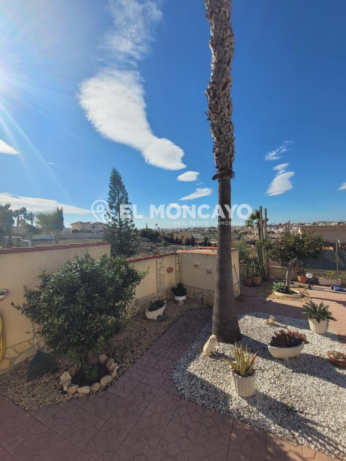 Villa a San Fulgencio, Alicante, Spagna 3 camere da letto, 212 mq. N° 149094