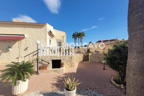 Villa en venta en San Fulgencio, Alicante, España 3 dormitorios, 212 m2 No. 149094 - foto 7