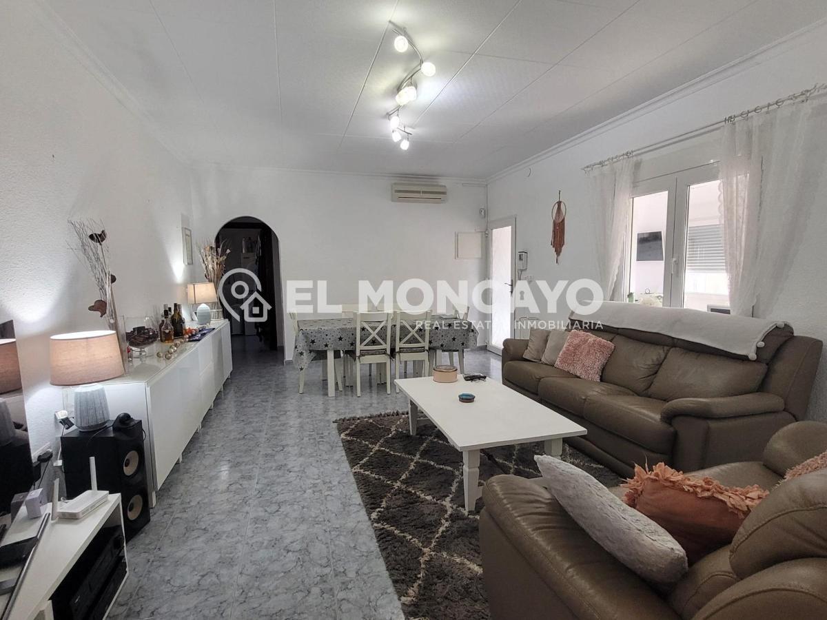 Villa a San Fulgencio, Alicante, Spagna 3 camere da letto, 212 mq. N° 149094
