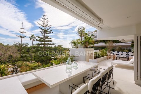 Huoneisto myytävänä Marbella, Malaga, Espanja, 3 makuuhuonetta, 317 m2 No. 158822 - kuva 15
