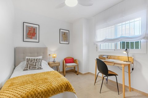 Продажа пентхауса Кабо Роиг, Аликанте, Испания 2 спальни, 69м2 №112557 - фото 26