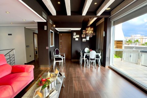 Liikekiinteistö myytävänä Torrevieja, Alicante, Espanja, 12 makuuhuonetta, 335 m2 No. 166020 - kuva 16