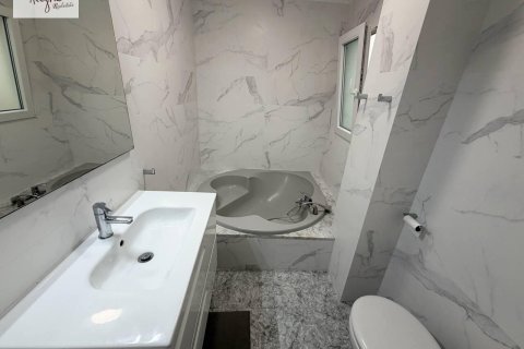 Apartment for sale in Valencia, Spain 1 bedroom, 63 sq.m. No. 166022 - photo 5