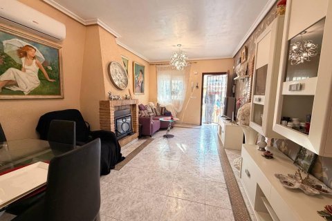 House for sale in Alicante, Spain 3 bedrooms, 100 sq.m. No. 166025 - photo 8