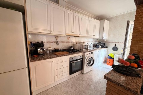 House for sale in Alicante, Spain 3 bedrooms, 100 sq.m. No. 166025 - photo 19