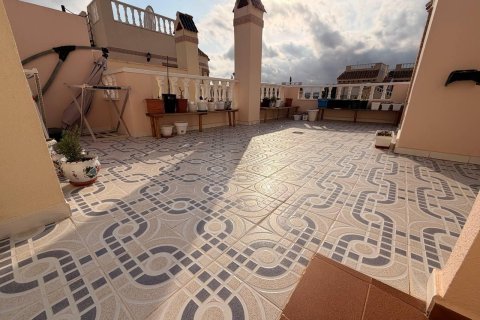 House for sale in Alicante, Spain 3 bedrooms, 100 sq.m. No. 166025 - photo 11