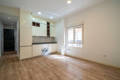 Lägenhet i Madrid, Spanien 2 sovrum, 54 kvm. Nr. 166026