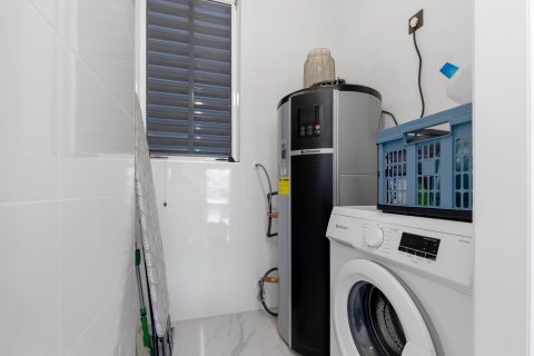 Apartamento en venta en Guardamar del Segura, Alicante, España 2 dormitorios, 87 m2 No. 163152 - foto 29