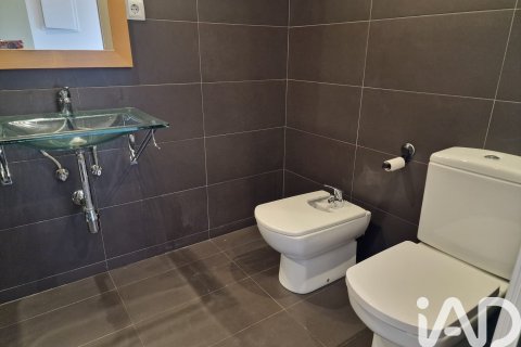 Apartment à vendre à Barcelona, Espagne, 2 chambres, 74 m2 No. 187612 - photo 18