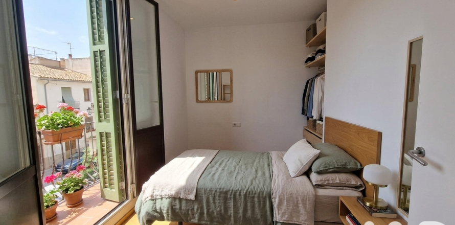 Apartment à Barcelona, Espagne 2 chambres, 74 m2 No. 187612