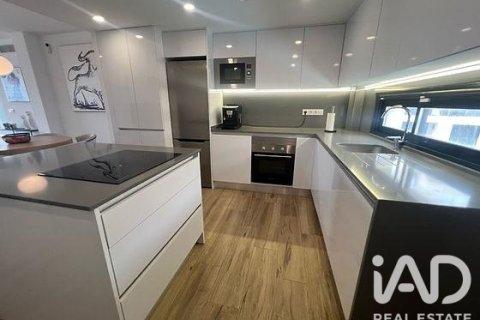 Huoneisto myytävänä San Javier, Murcia, Espanja , 136 m2 No. 187614 - kuva 3