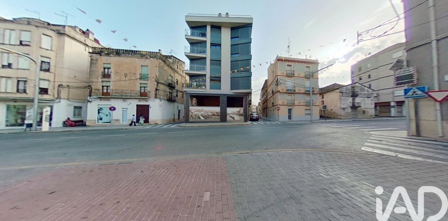 Коммерческая недвижимость в Рокетес, Таррагона, Испания 2 спальни, 129м2 №187613