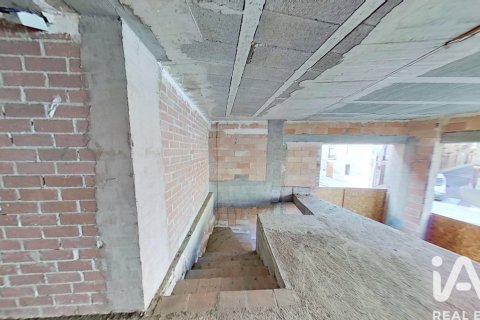 Продажа коммерческой недвижимости в Рокетес, Таррагона, Испания 2 спальни, 129м2 №187613 - фото 8