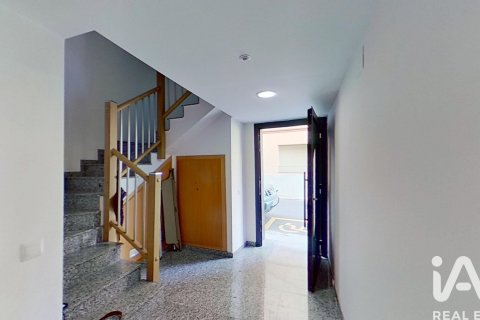 Продажа коммерческой недвижимости в Рокетес, Таррагона, Испания 2 спальни, 129м2 №187613 - фото 2