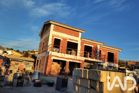 House à vendre à Busot, Alicante, Espagne, 4 chambres, 230 m2 No. 187608 - photo 7