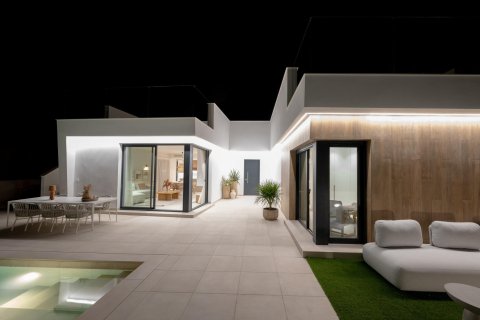 Villa till salu i Banos Y Mendigo, Murcia, Spanien 3 sovrum, 123 kvm. Nr. 75604 - foto 4