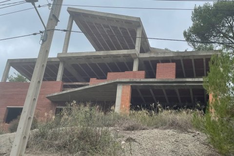 Сasa en venta en Corbera de Llobregat, Barcelona, España 1 dormitorio, 233 m2 No. 191523 - foto 3
