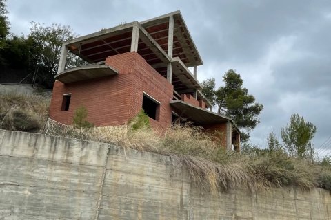 Talo Corbera de Llobregat, Barcelona, Espanja 1 makuuhuone, 233 m2 No. 191523