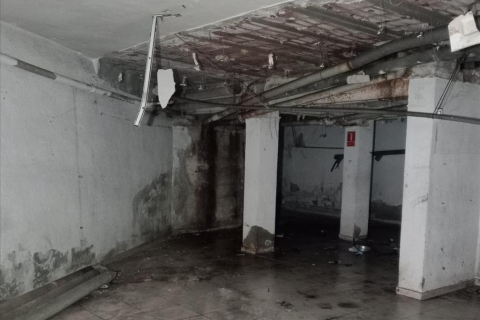 Продажа магазина в Бадалона, Барселона, Испания 215м2 №191528 - фото 1