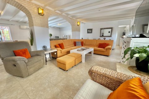 Villa pārdošanā Dolores, Alicante, Spānijā 7 istabas, 374 m2 Nr. 139952 - attēls 11