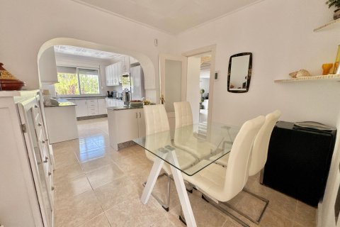 Villa pārdošanā Dolores, Alicante, Spānijā 7 istabas, 374 m2 Nr. 139952 - attēls 3
