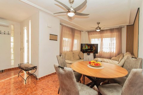 Rindu māja pārdošanā La Florida, Alicante, Spānijā 4 istabas, 74 m2 Nr. 139950 - attēls 9
