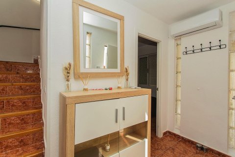 Rindu māja pārdošanā La Florida, Alicante, Spānijā 4 istabas, 74 m2 Nr. 139950 - attēls 7