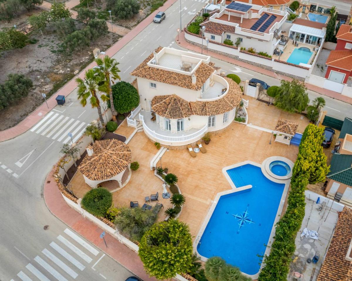 Willa w Ciudad Quesada, Alicante, Hiszpania 4 sypialnie, 214 mkw. nr 149100