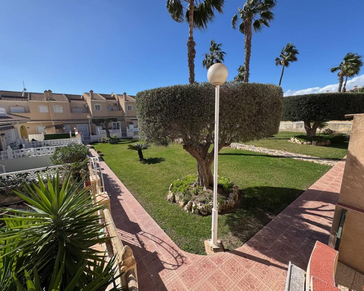 Villa a Ciudad Quesada, Alicante, Spagna 2 camere da letto, 101 mq. N° 149099