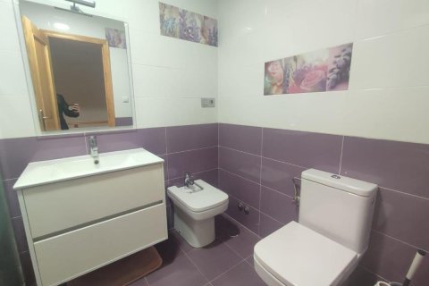 Duplex in vendita a Guardamar del Segura, Alicante, Spagna 2 camere da letto, 88 mq. N° 149102 - foto 25