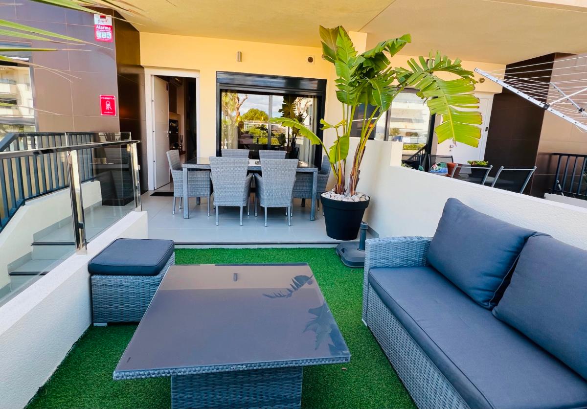 Apartment à Pilar de la Horadada, Alicante, Espagne 2 chambres, 65 m2 No. 149103