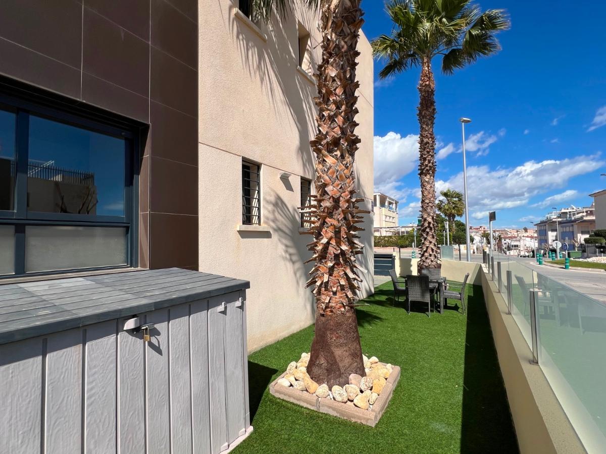 Apartment à Pilar de la Horadada, Alicante, Espagne 2 chambres, 65 m2 No. 149103