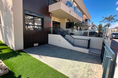 Wohnung in Pilar de la Horadada, Alicante, Spanien 2 Schlafzimmer, 65 m2 Nr. 149103
