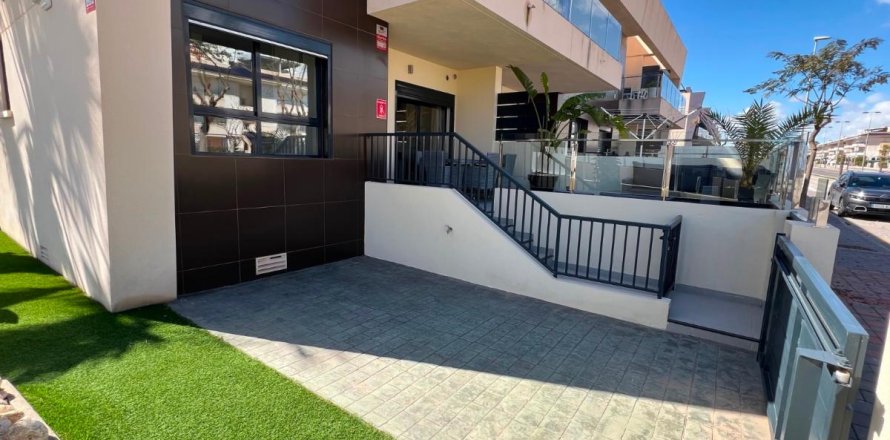 Apartament w Pilar de la Horadada, Alicante, Hiszpania 2 sypialnie, 65 mkw. nr 149103