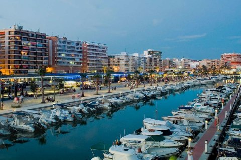 Huoneisto myytävänä Santa Pola, Alicante, Espanja, 2 makuuhuonetta, 84 m2 No. 171368 - kuva 6