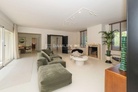 Villa till salu i Santa Cristina d'Aro, Girona, Spanien 3 sovrum, 596 kvm. Nr. 182667 - foto 15