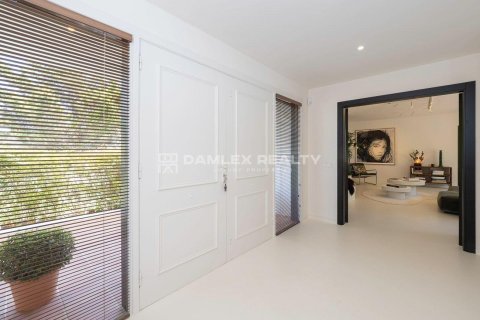 Villa till salu i Santa Cristina d'Aro, Girona, Spanien 3 sovrum, 596 kvm. Nr. 182667 - foto 17